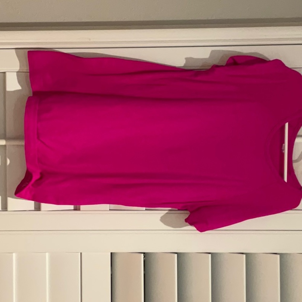 Pink workout shrit
